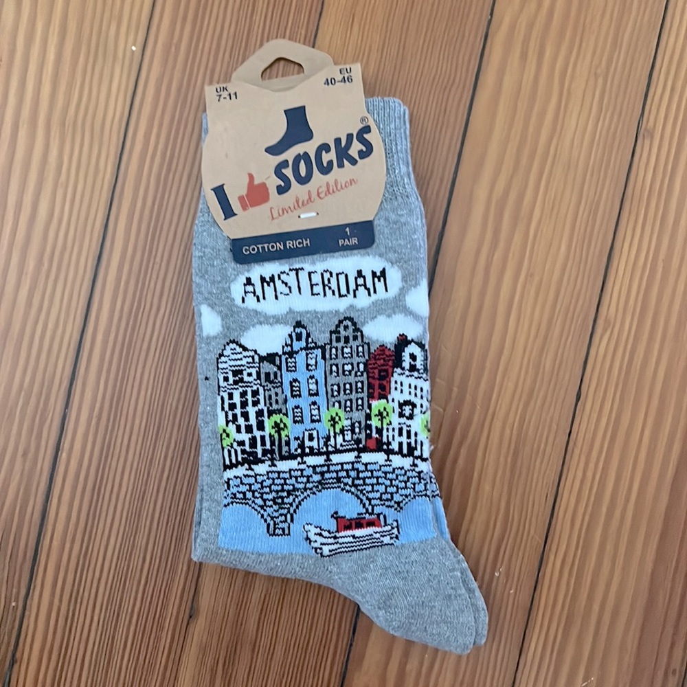I thumbs up socks